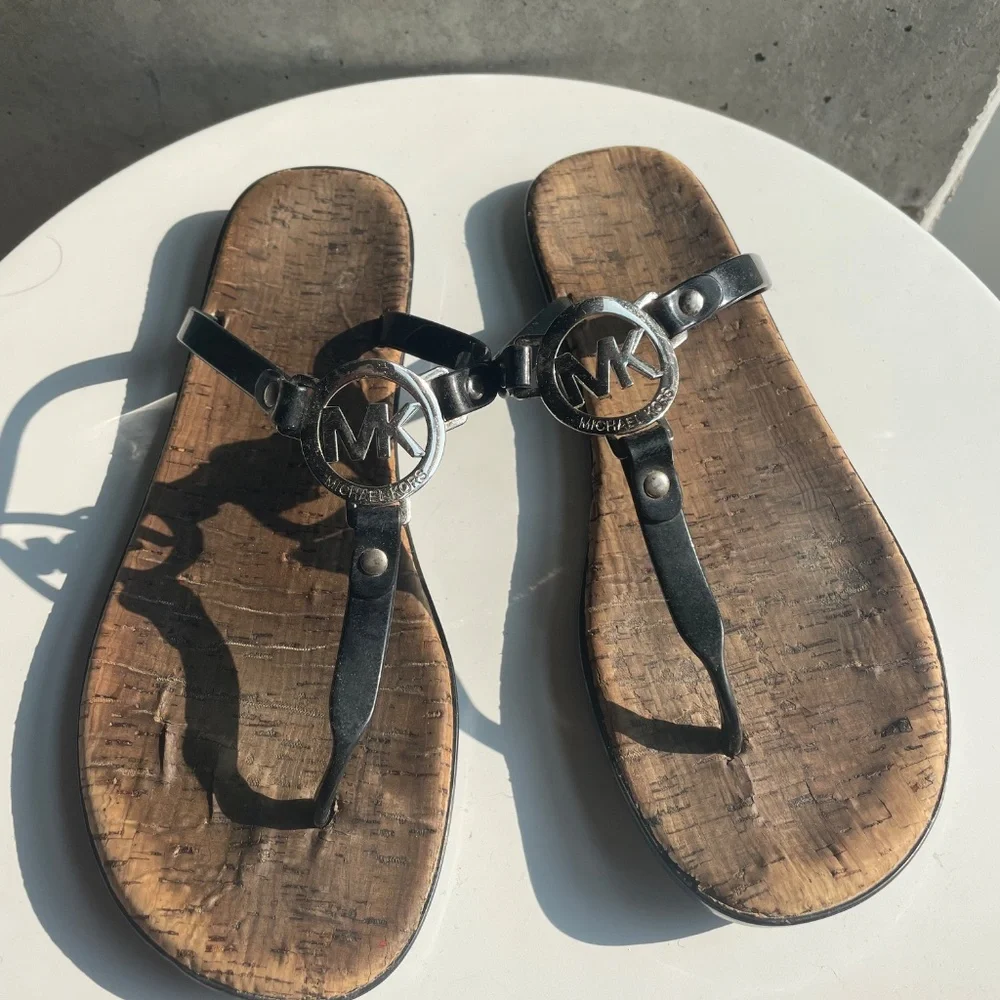 Used Michael Kors Flip Flops | Designer Summer Sandals Logo Thong Sandals